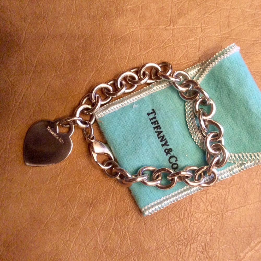 Tiffany&Co 925 toggle heart bracelet